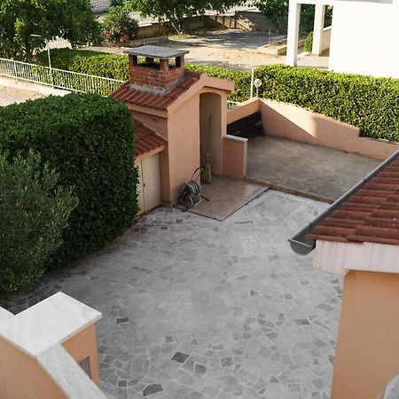 Apartmani Nedoklan Срима Екстериор снимка
