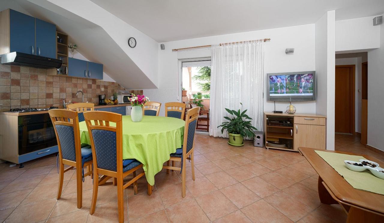 Apartmani Nedoklan Срима Екстериор снимка