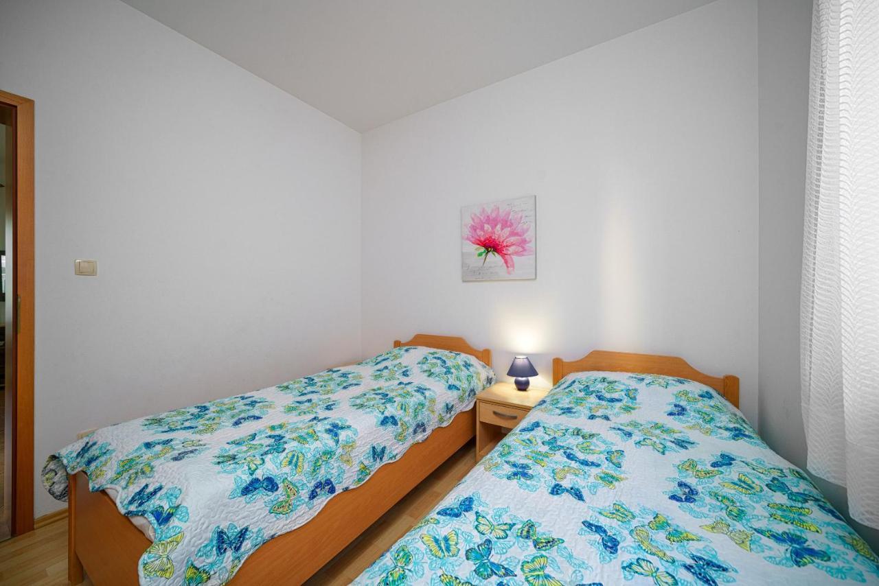 Apartmani Nedoklan Срима Екстериор снимка