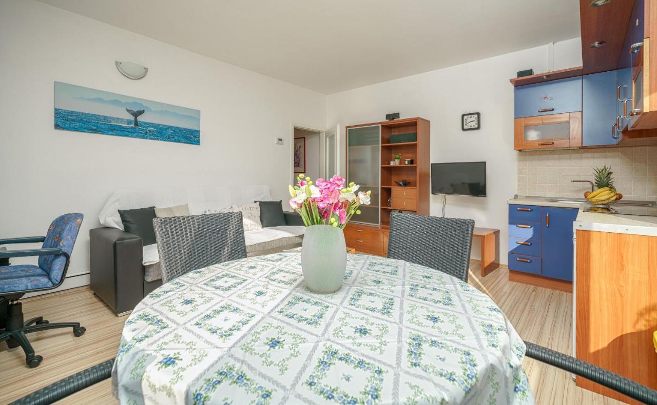 Apartmani Nedoklan Срима Екстериор снимка