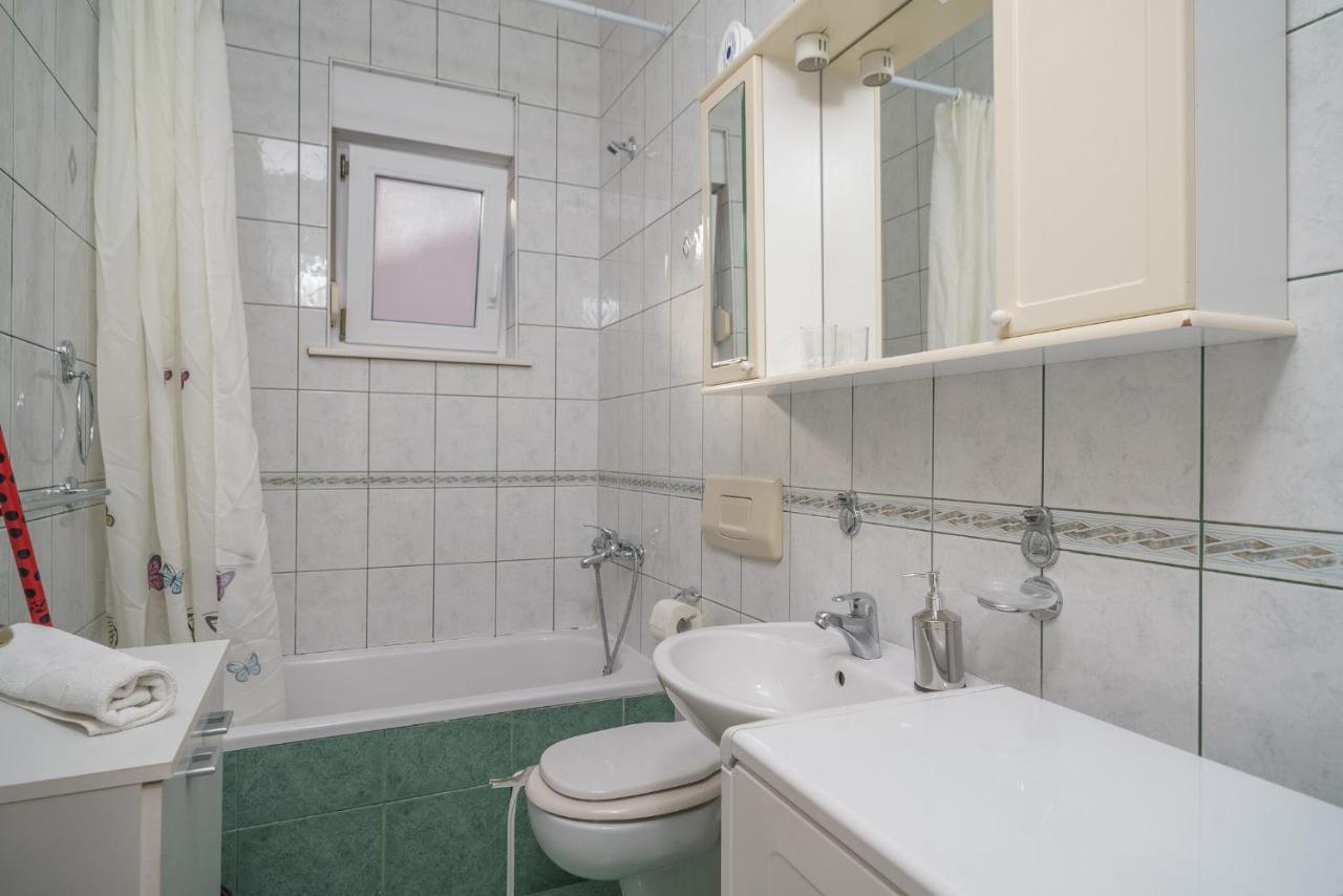 Apartmani Nedoklan Срима Екстериор снимка